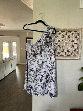 NWT Banana Republic one shoulder dress size 14